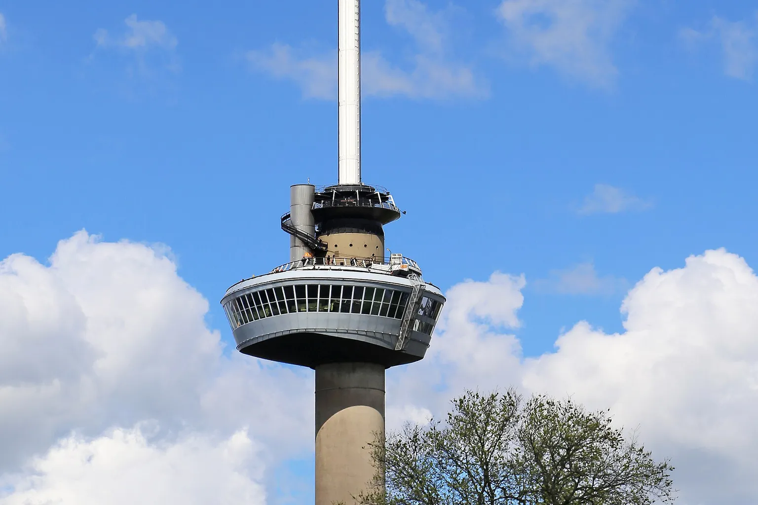 Euromast Tickets: Wege zum Einlass und Zeitplanung vor Ort