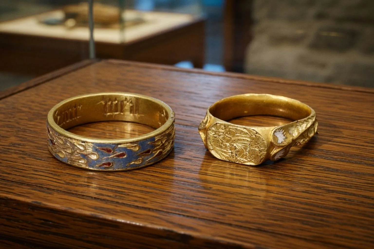 Goldene Zeugnisse des Glaubens: Mittelalterliche Ringe in North Yorkshire entdeckt