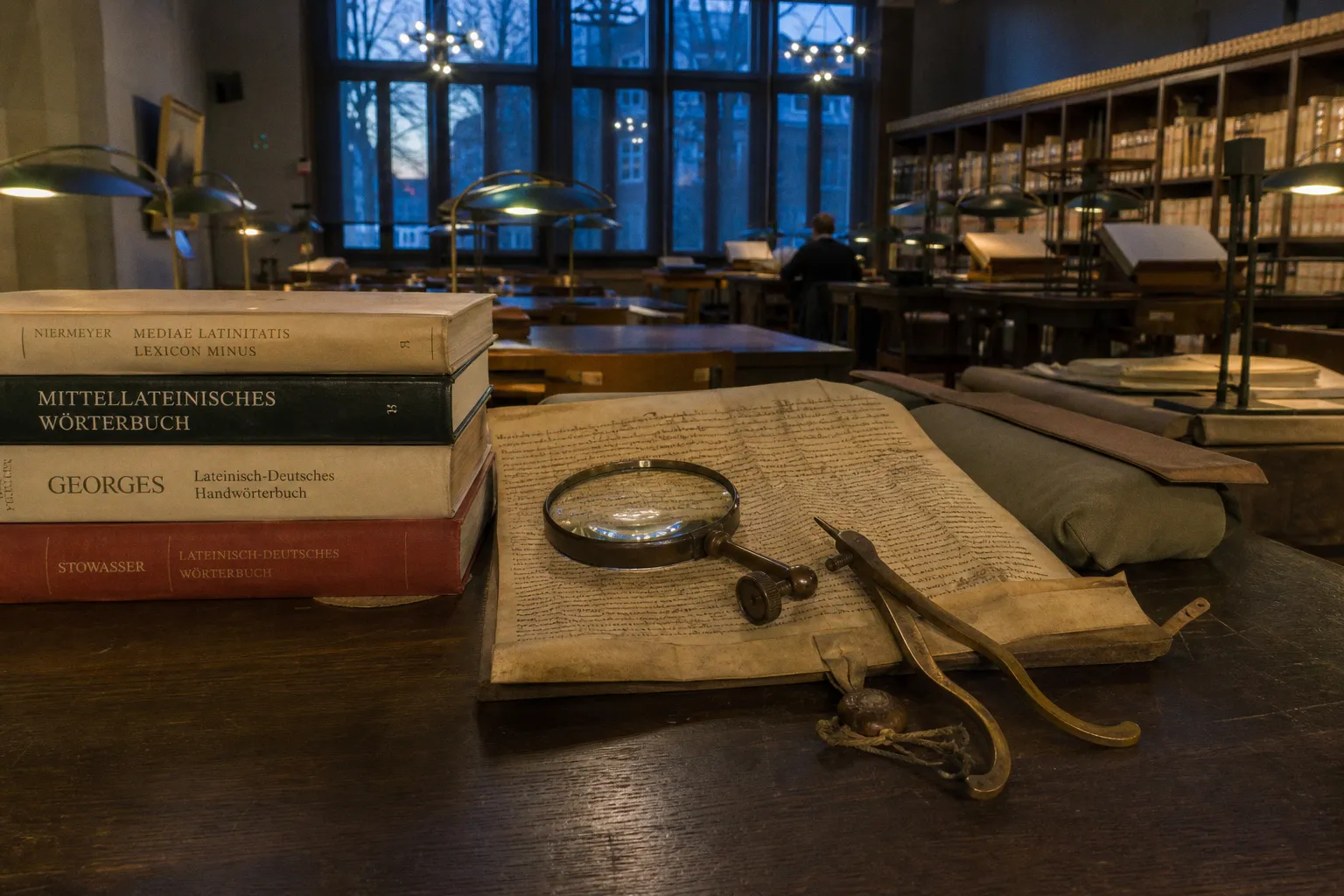 Latein für Urkundenanalyse: Wann reicht ein Wörterbuch?